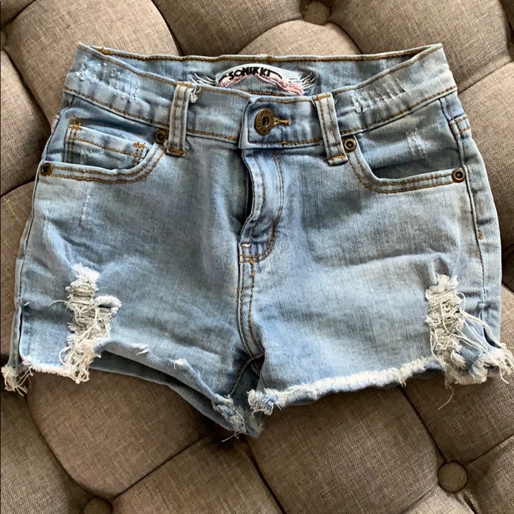 Kids distressed denim shorts